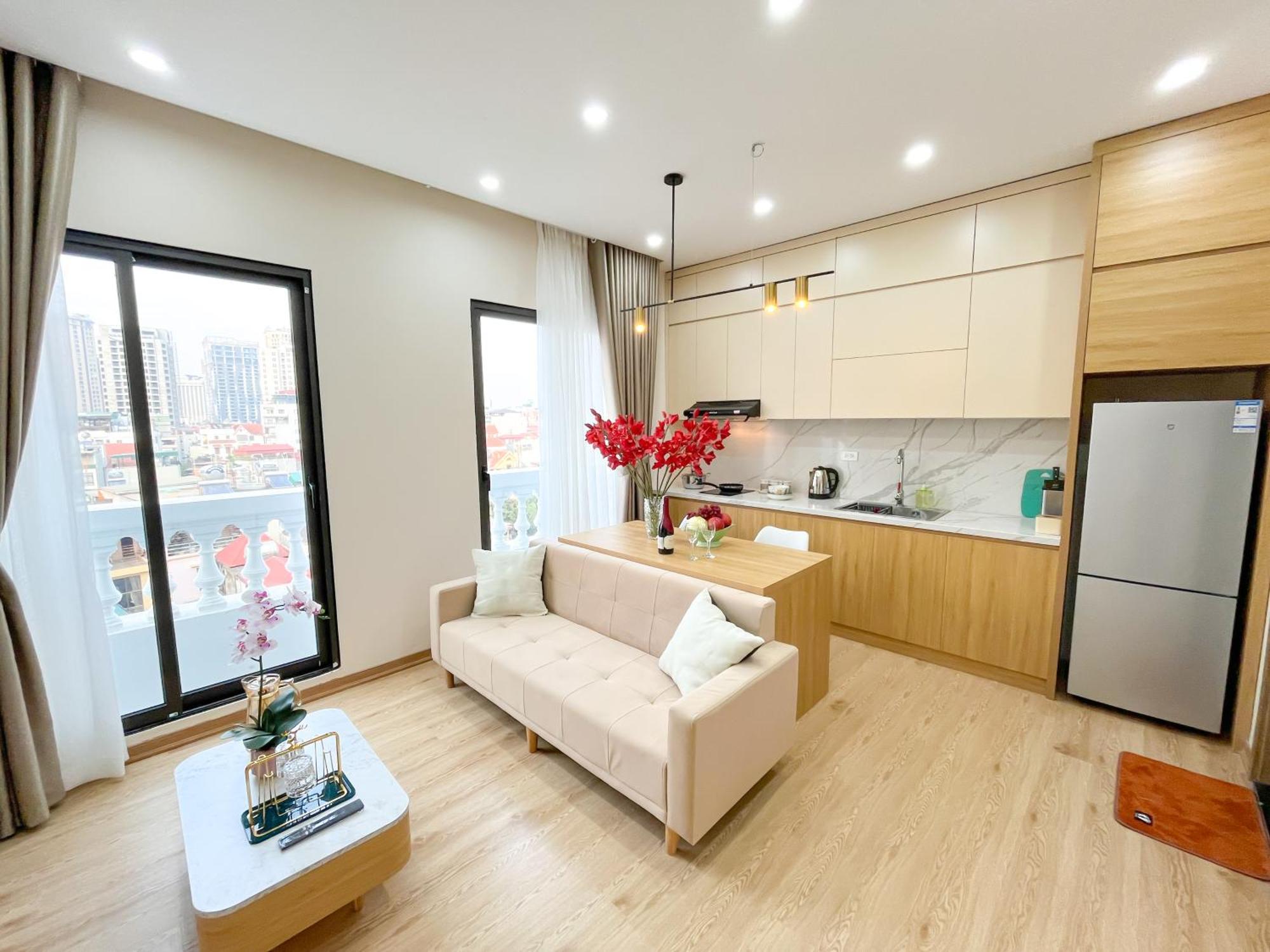 Amazing Housing Lac Long Quan ฮานอย ภายนอก รูปภาพ
