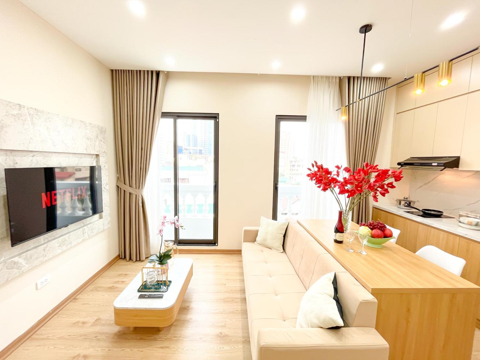 Amazing Housing Lac Long Quan ฮานอย ภายนอก รูปภาพ
