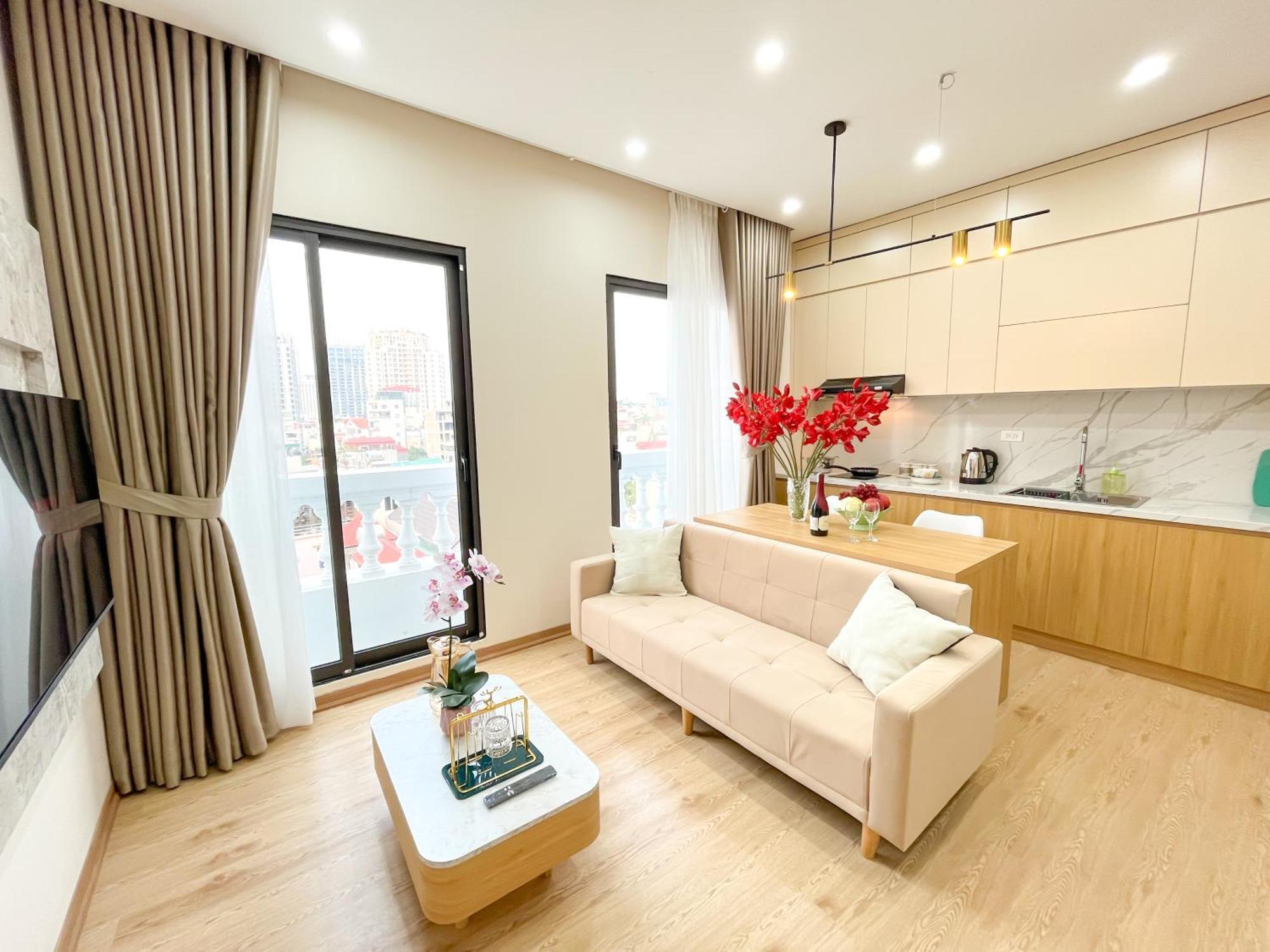 Amazing Housing Lac Long Quan ฮานอย ภายนอก รูปภาพ