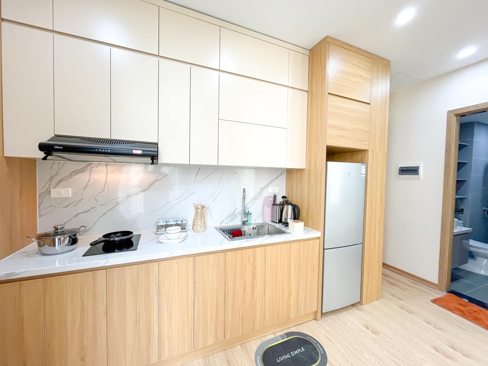 Amazing Housing Lac Long Quan ฮานอย ภายนอก รูปภาพ